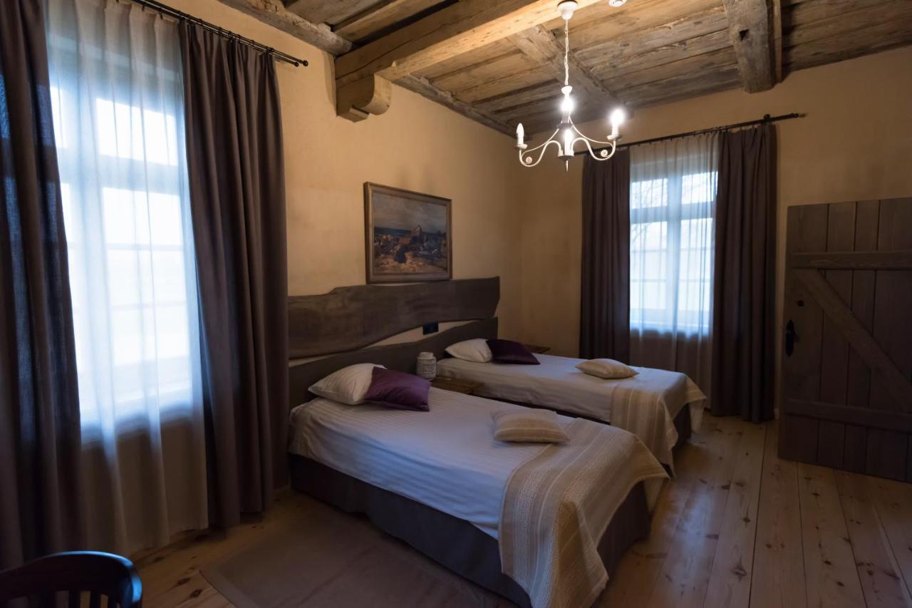 Mazmezotnes Muiza Hotel Exterior photo