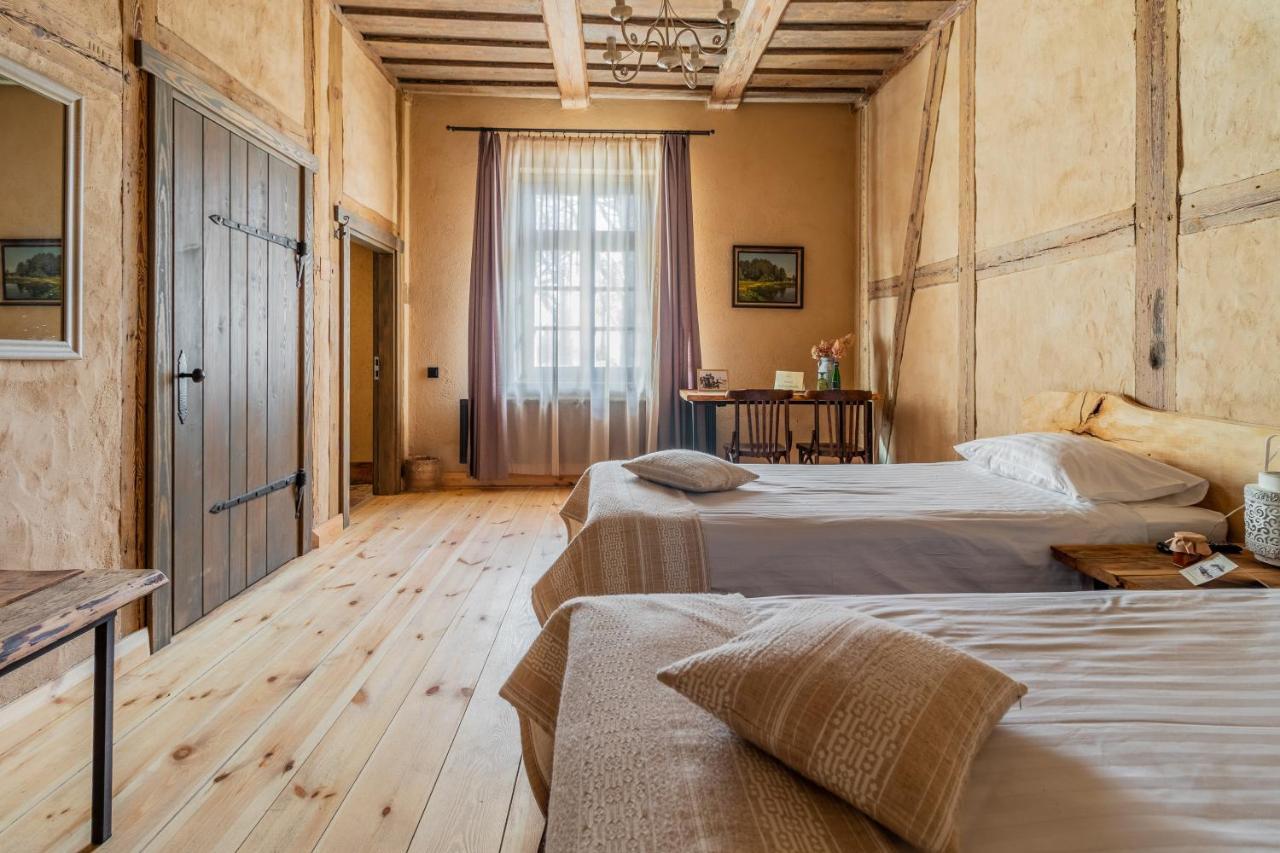 Mazmezotnes Muiza Hotel Exterior photo